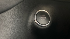 Volvo Xc40 2.0 B4P R DESIGN 5dr Auto Petrol Estate